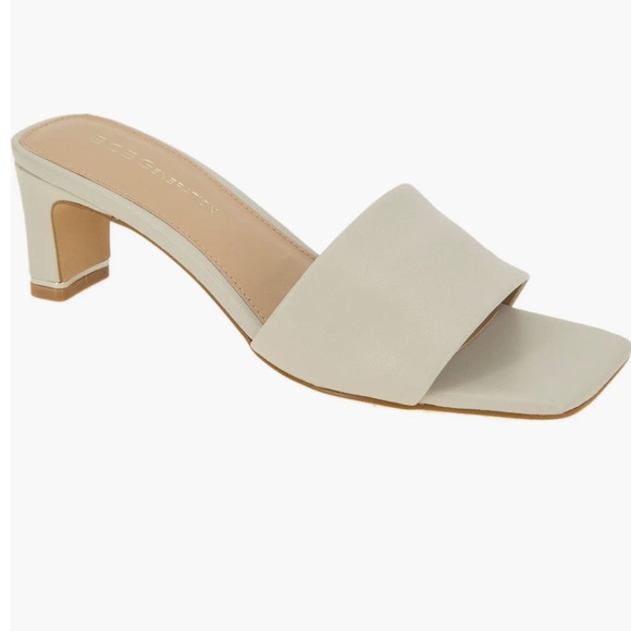 BCBG Leather Kerin Mule - Picture 8 of 11